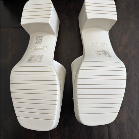 Coach Women's Cream Slide Sandals - Picture 4 of 9